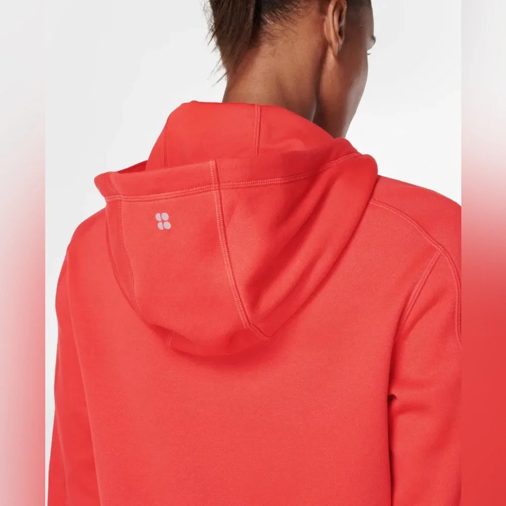 Sweaty Betty Sprinter‎ Run Hoodie in Pentas Red.